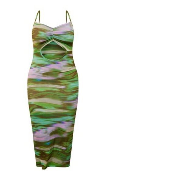 D5. NWT PRETTYLITTLETHING Green Wave Slinky Ruched Bust Cut Out Midaxi Dress - Picture 3 of 6